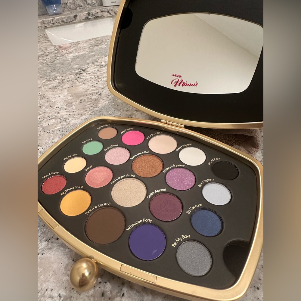 Disney x Sephora Minnie’s World in Color Palette
